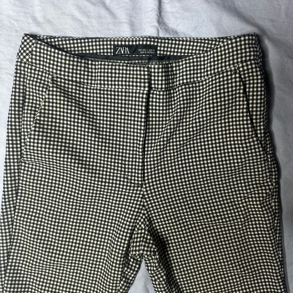 Zara Women’s Black and White Patterned Dress Pants - Picture 4 of 11